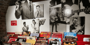 レコードを抱えて街へ｜ネットのない時代の音楽と若者【1950年代/1960年代】